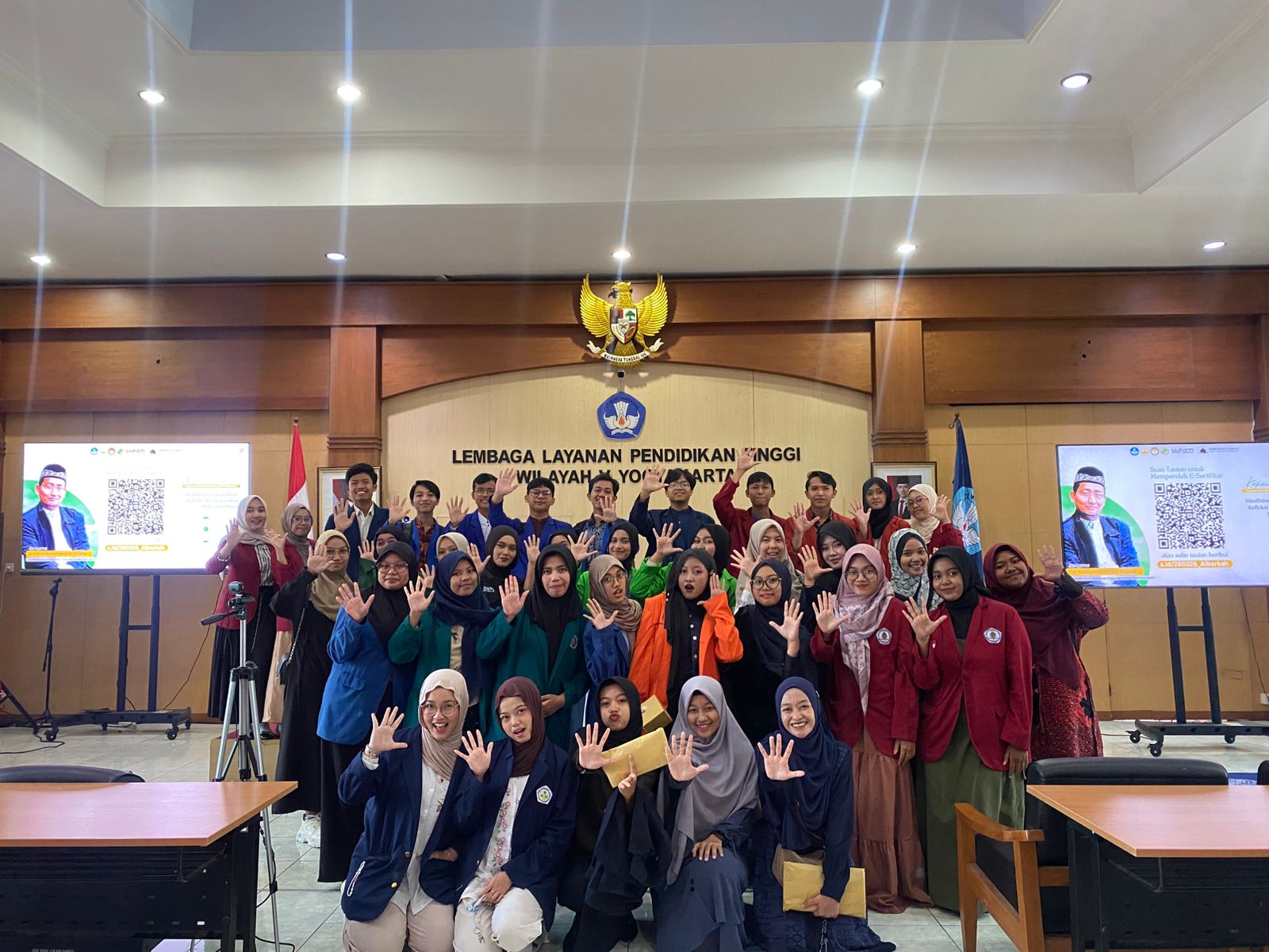 WhatsApp Image 2026 03 03 at 12.53.26 2 https://kemahasiswaan.unmekajogja.id/wp-content/uploads/2026/03/Kajian-Muslim-Universitas-Nusa-Megarkencana-Wilayah-LDDKTI-V-Yogyakarta.jpeg