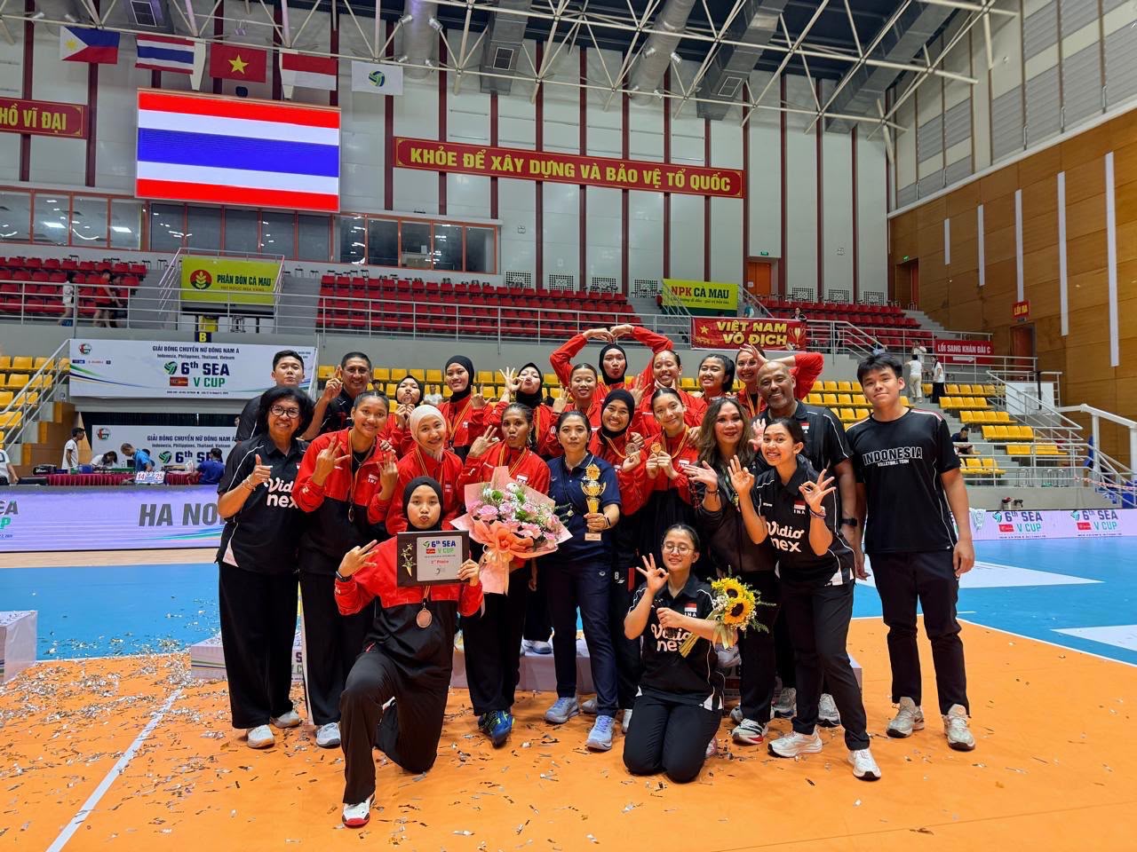 Prestasi Gemilang di SEA V Cup 2026, Maradanti Namira Jadi Best Middle Blocker 2 Mahasiswa Universitas Nusa Megarkencana Yogyakarta Raih Penghargaan Best Middle Blocker di SEA V Cup 2026 https://kemahasiswaan.unmekajogja.id/wp-content/uploads/2026/08/08858268-0719-4d51-a0d6-08f5aec80028.png